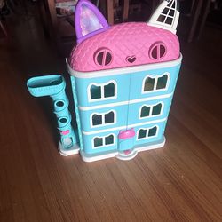 Kids Gabbie’s doll house