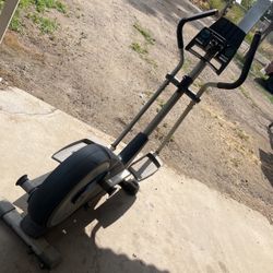 ProForm Elliptical XP 110