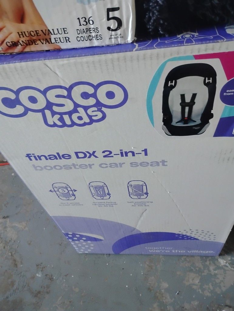 Brand New In The Box Cosco Kids Finale DK 2-In-1 Booster Car Seat Chair $20