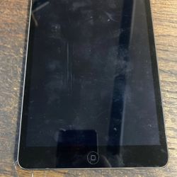 iPad mini — Activation Locked