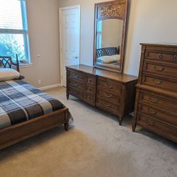 1965 Thomasville French Provincial High End Bedroom Set - Certified, Vintage, Antique