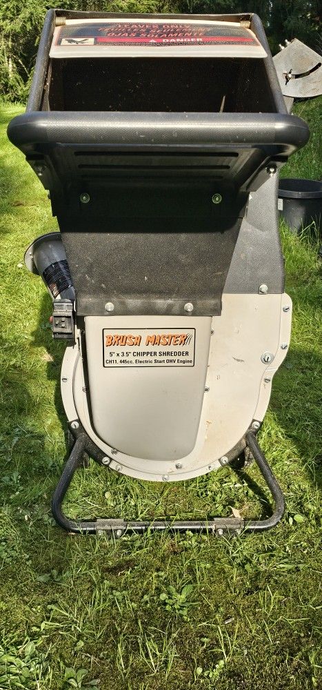 Bush Master Wood Chipper