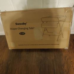 Sweeby Changing Table 