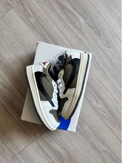 Size 10C jordan 1 low