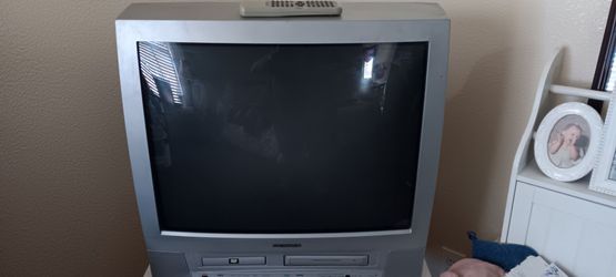 TV with DVD and Cd