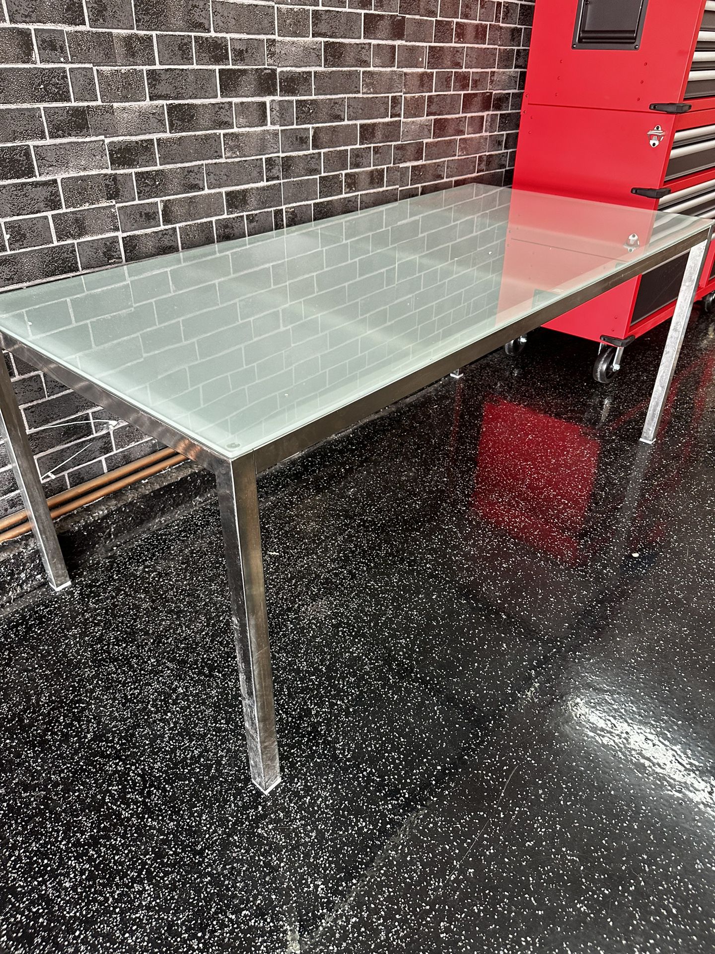 High Quality Stainless Desk With Glass Top