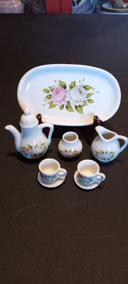 Royal Norfolk Child's Miniature Tea Set