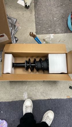2016 escalade shock absorbers x2