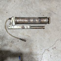 Greese Gun 