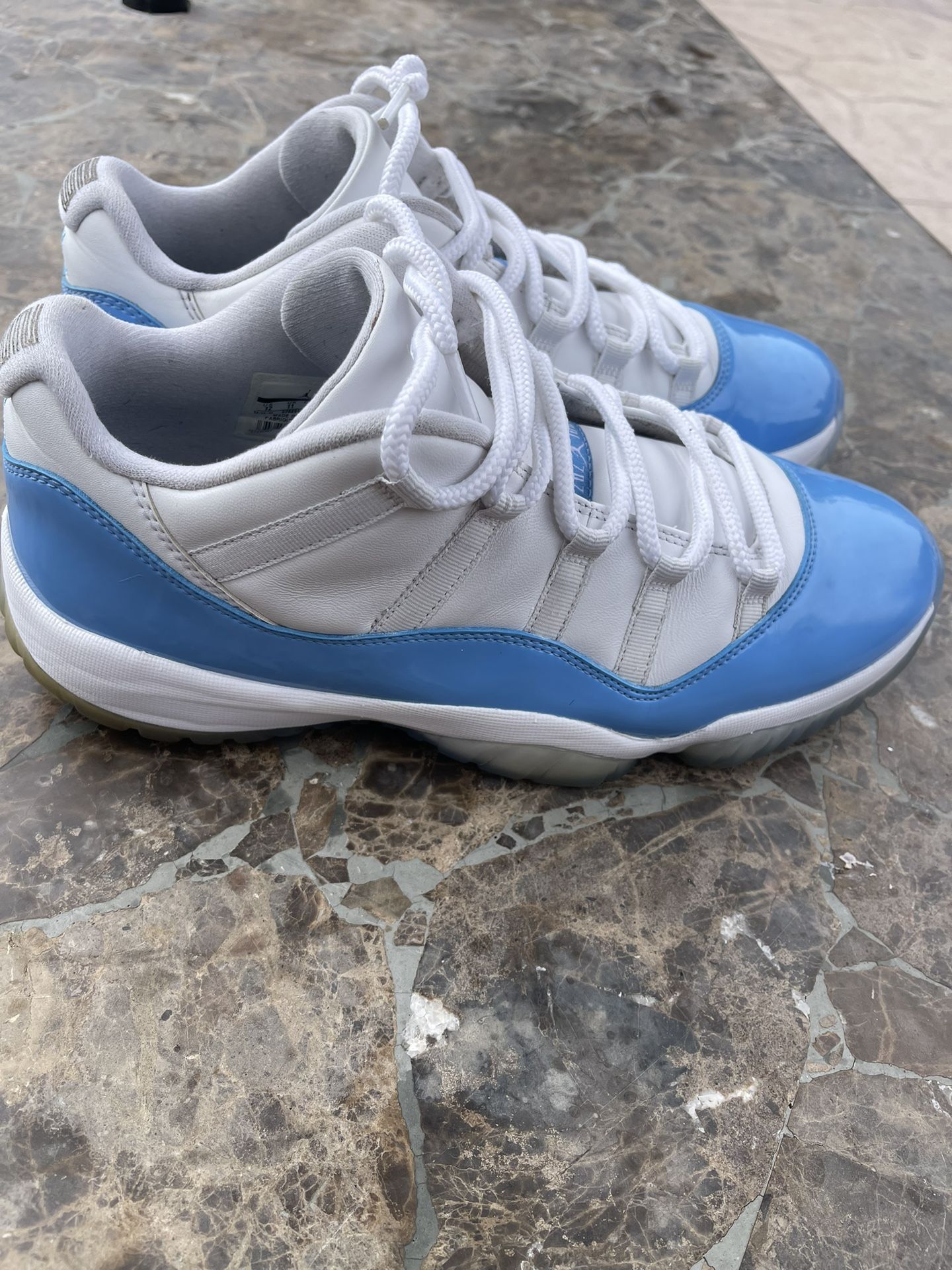 Jordan 11 University Blue 