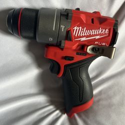 Milwaukee Hammer Drill M12 Tool Only Precio Fijo 