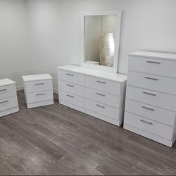 Dresser Whit Mirror, Chest And 2 Nightstands - Cómoda Con Espejo Y 2 Mesitas De Noche 