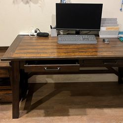 WOODEN DESK