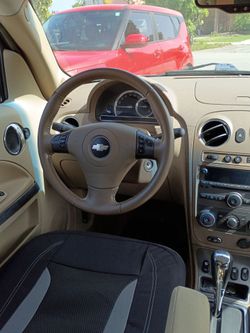 Chevrolet HHR, dorado