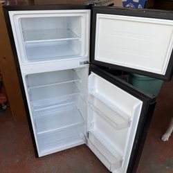 HISENSE personal Fridge