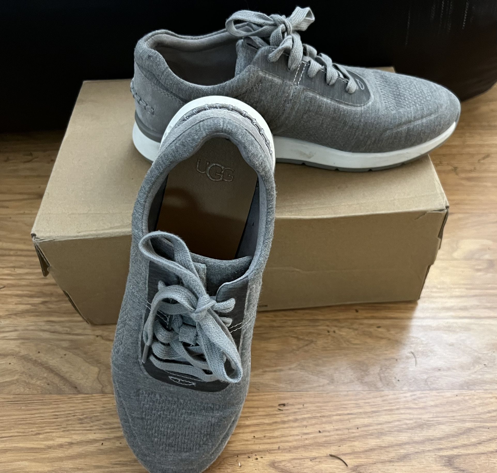 UGG Women Gray Sneakers Size 7