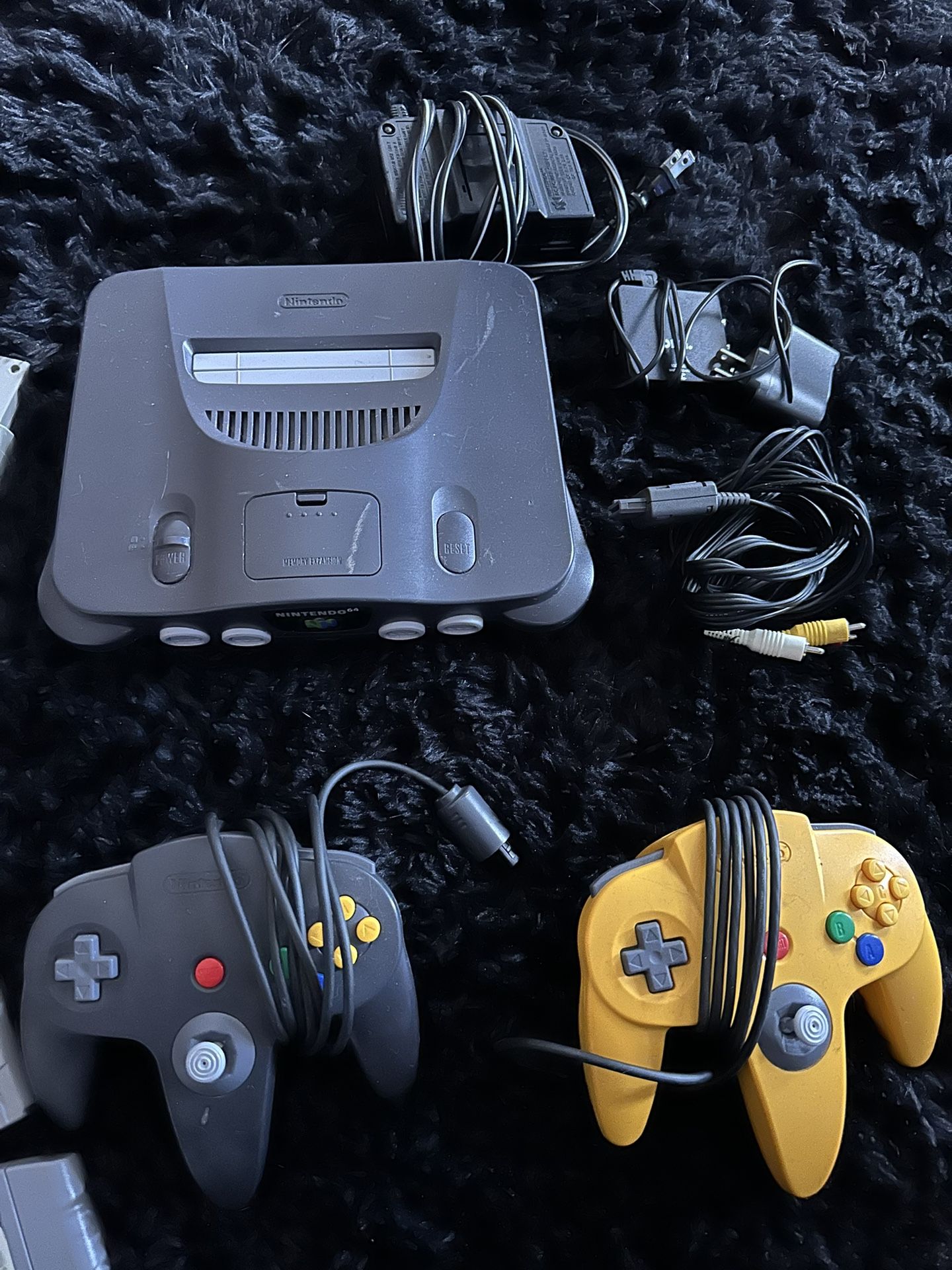 N64 with games