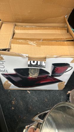 Full set of dishes