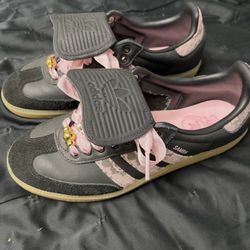 Adidas Sambas Size 9