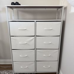 White compact dresser