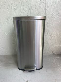 Amazon Basics Resistant rectangular Trash Can With Soft-Close Foot Pedal