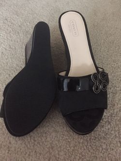 Sz 7.5 coach wedges brand new