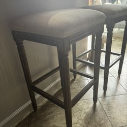 3 Stools 