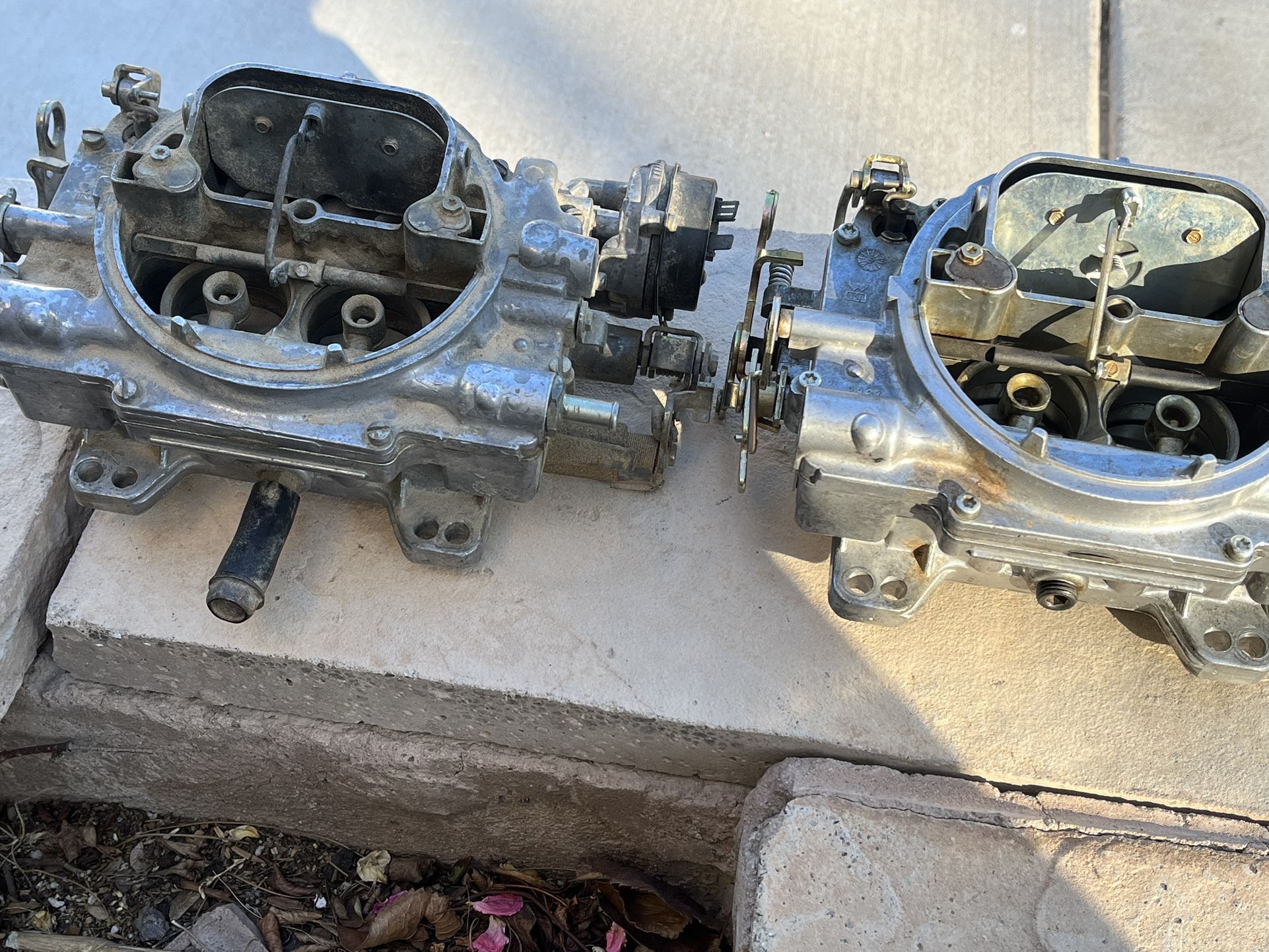 2 Edelbrock Carburetors. for Sale in North Las Vegas, NV OfferUp
