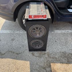 Comp 10” Kicker With 3000 Watt Precision Amplifier