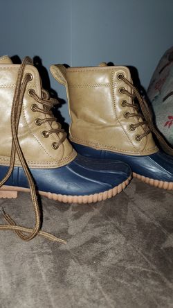 Girls snow boots