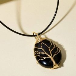 BLACK STONE NECKLACE