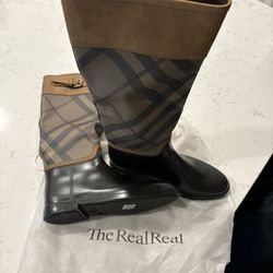 New!! Burberry Leather and Rubber Boots. 