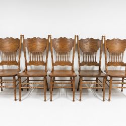✨ Vintage Oak Press-Back Dining Chairs - Set of 5 ✨