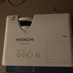 Hitachi Projector 