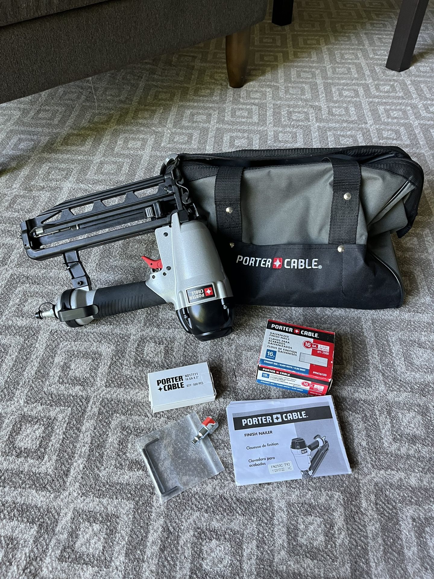Like New Porter Cable Finish Nailer 16GA + Nails