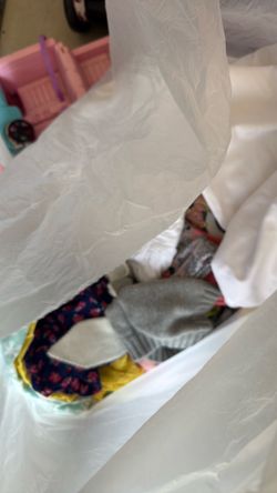 Free bag of 2T girls clothes