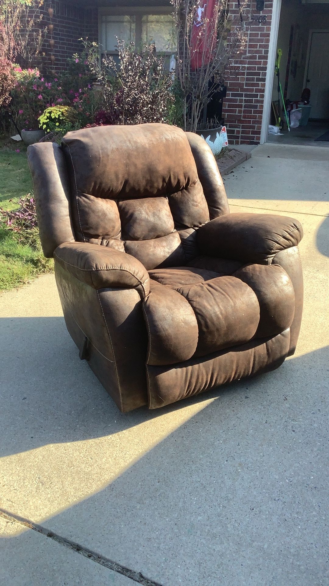 Recliner Chair