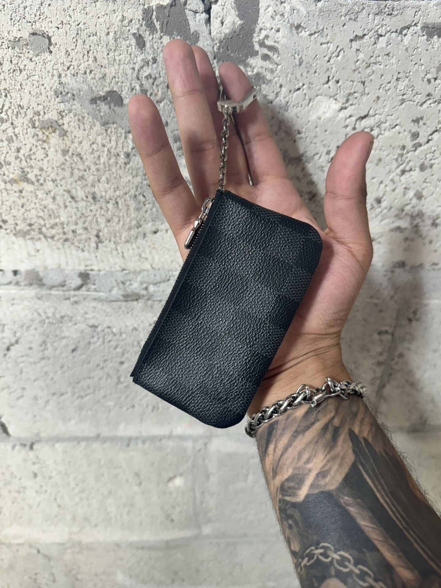 LOUIS VUITTON Damier Graphite Keychain Pochette 