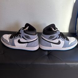 Jordan 1 UNC Size 9