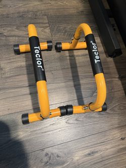 Push-up bars