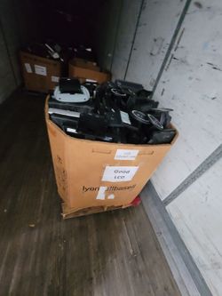 100 working LCD monitors with hdmi cables $900 pallet