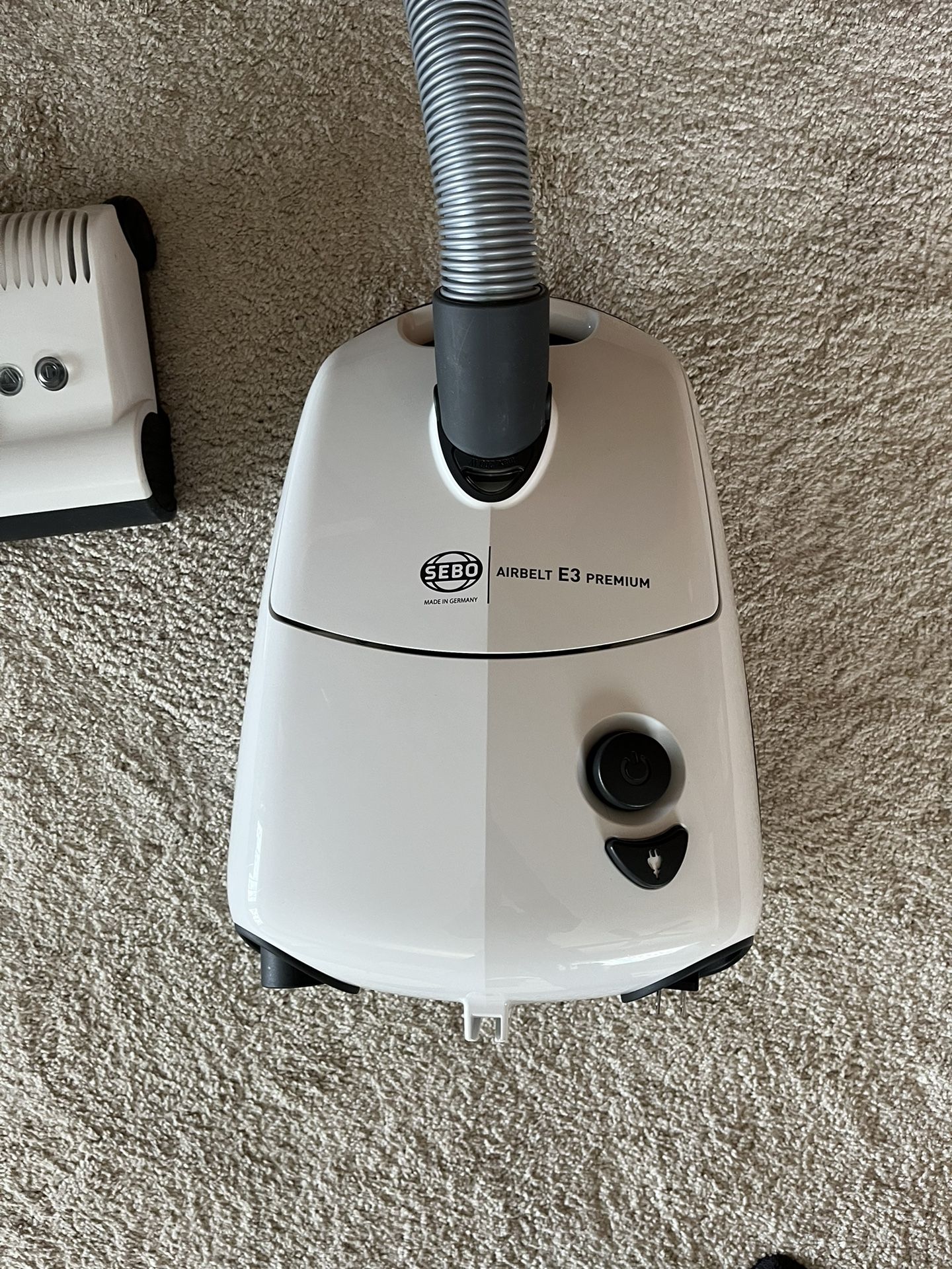 SEBO E3 vacuum