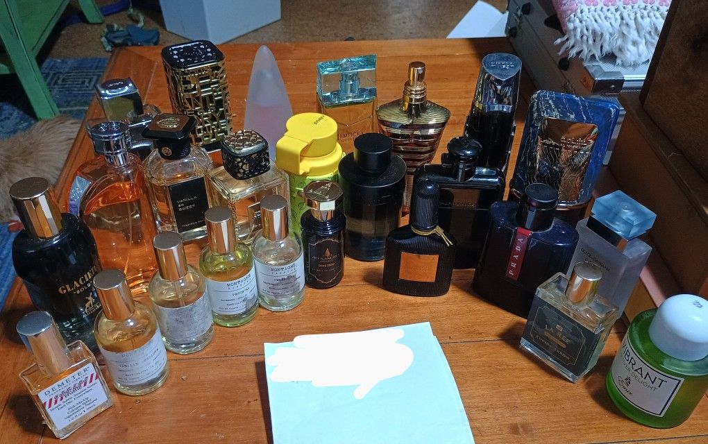 Colognes Fragrances Perfumes