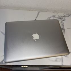 MacBook Pro 13 Inch Mid 2010
