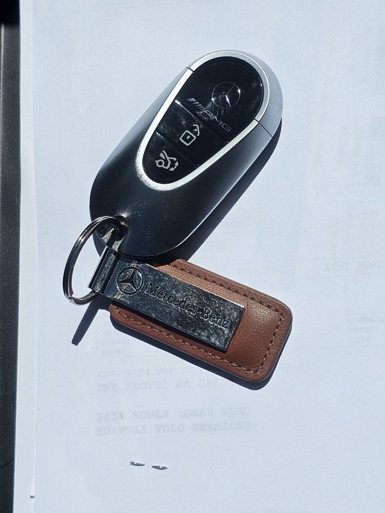 Mercedes-Benz Key