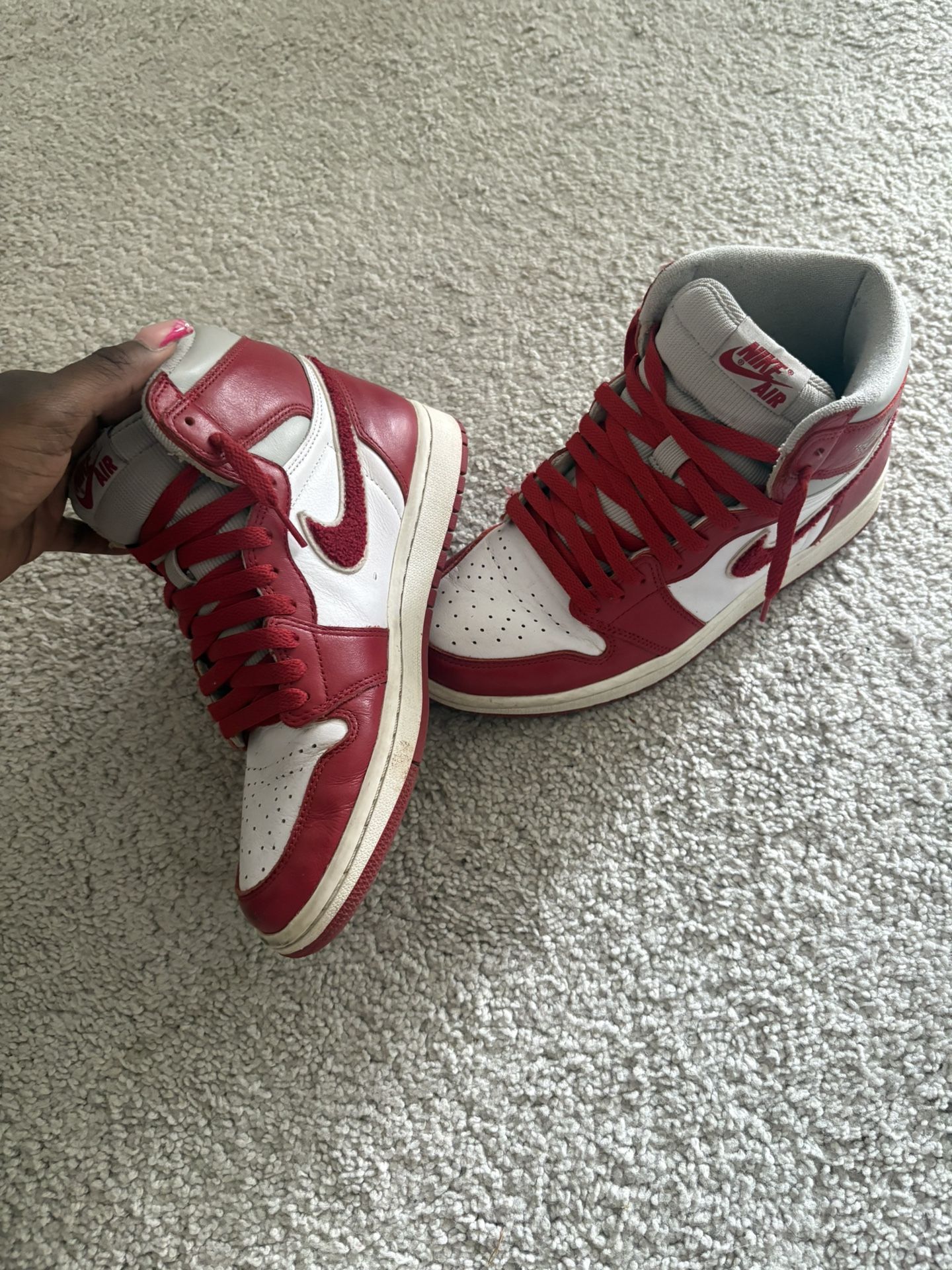 Red Jordan 1s || Wmns Air Jordan 1 High OG 'Newstalgia Chenille'