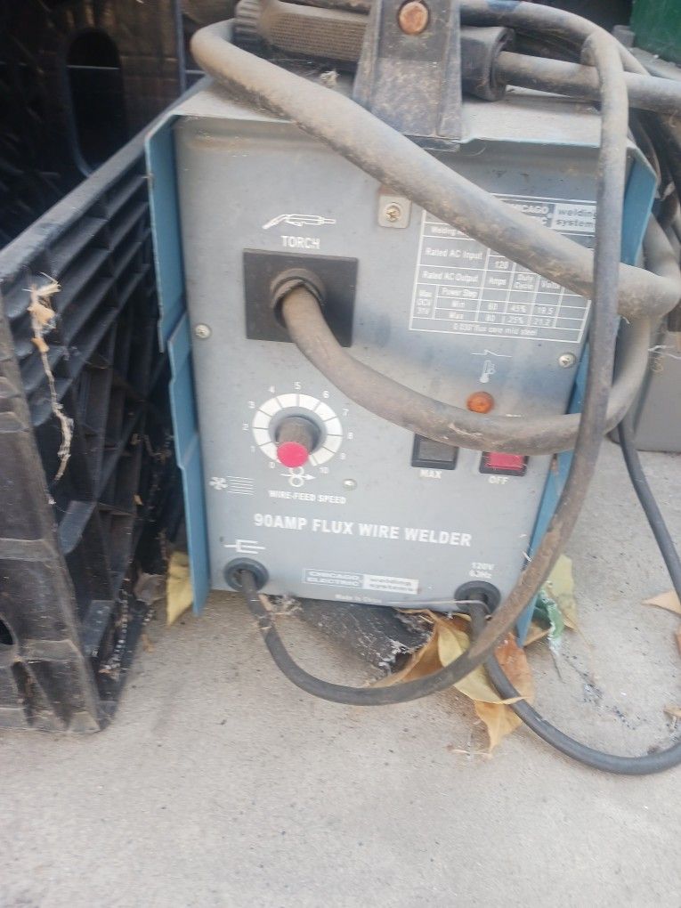 90 AMP Chicago Flux Welder