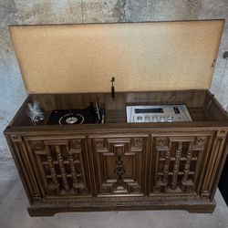 Record Player And 8 Tracker 