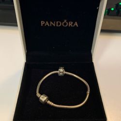 Pandora Moments Bracelets with King Lion charm
