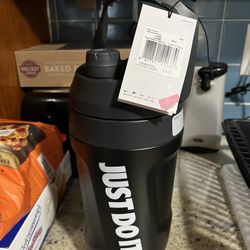 Big Water Bottle Nike Just Do It 